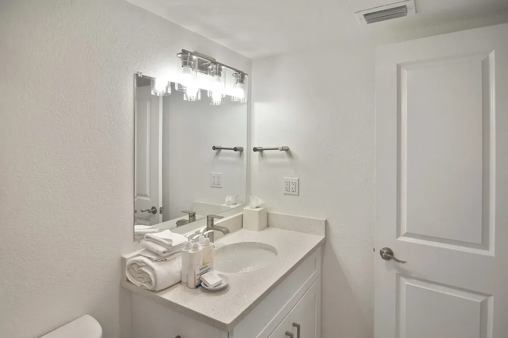 1501 Middle Gulf Drive Sanibel FL 33957