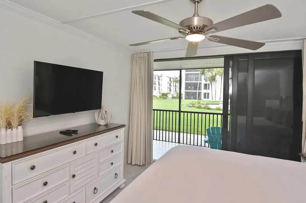 1501 Middle Gulf Drive Sanibel FL 33957