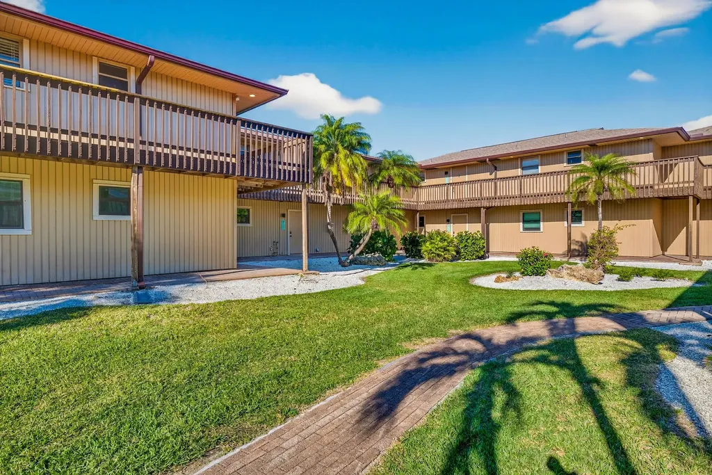 5117 Sea Bell Road Sanibel FL 33957