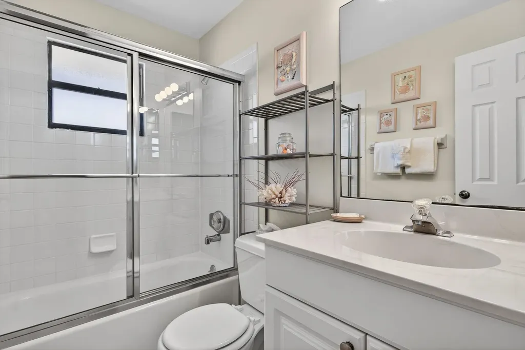 5117 Sea Bell Road Sanibel FL 33957