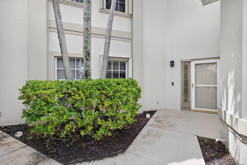 15159 Oxford Cove Fort Myers FL 33919