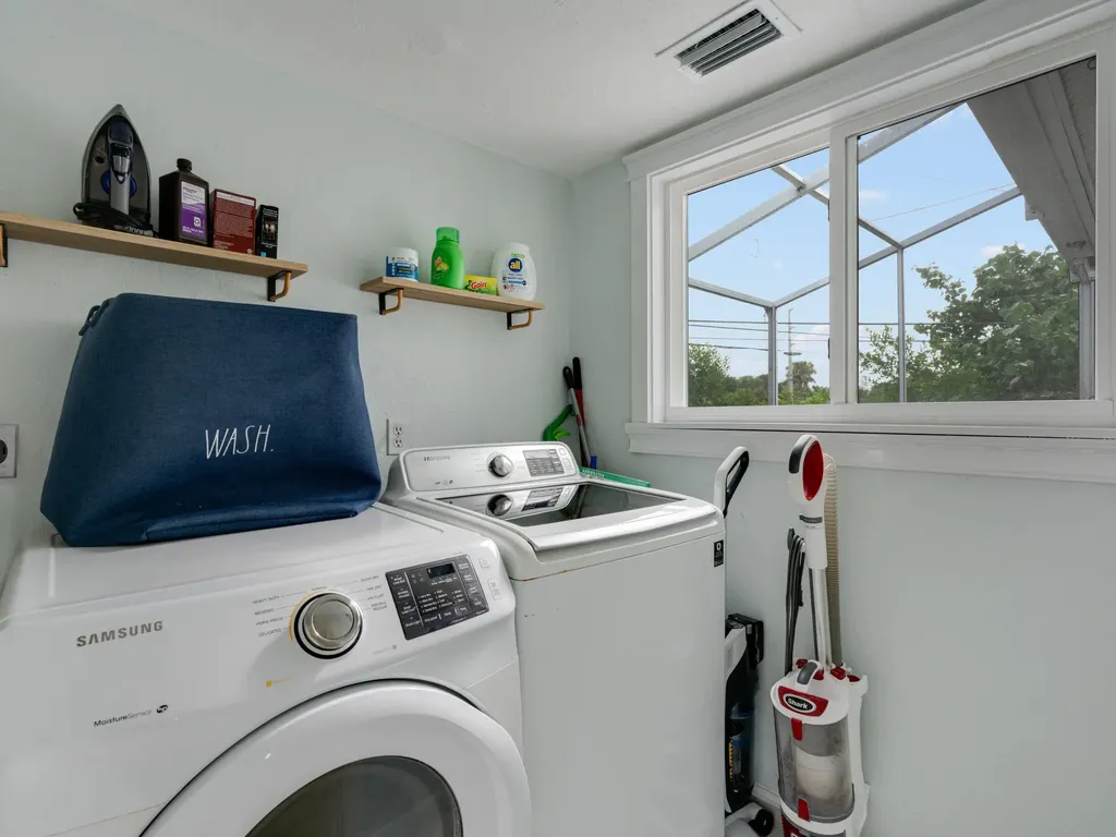 9214 Kincaid Court Sanibel FL 33957