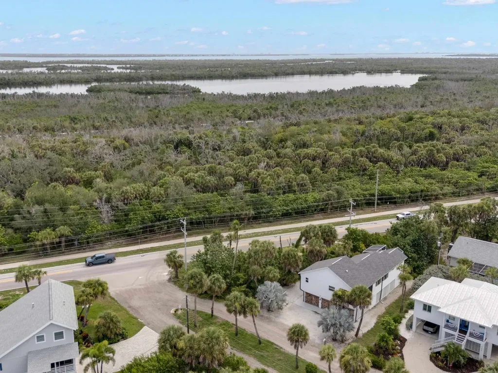 9214 Kincaid Court Sanibel FL 33957