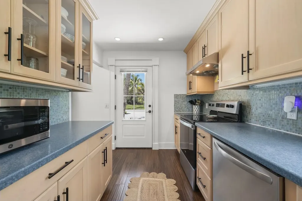 2539 Coconut Drive Sanibel FL 33957