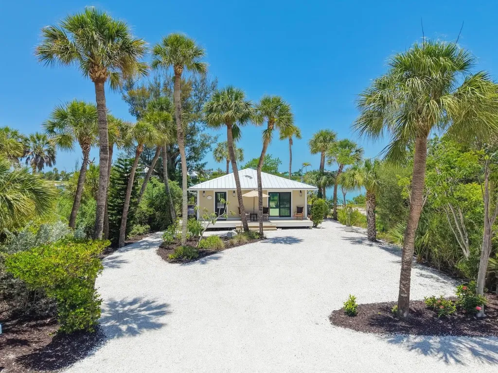 2539 Coconut Drive Sanibel FL 33957