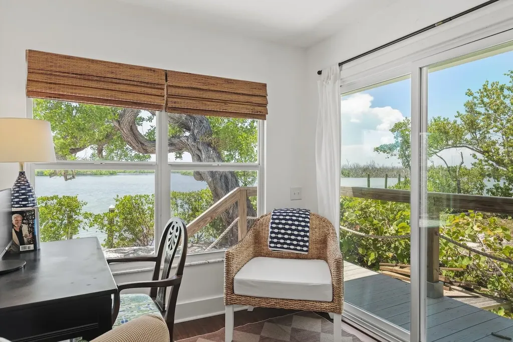 2539 Coconut Drive Sanibel FL 33957
