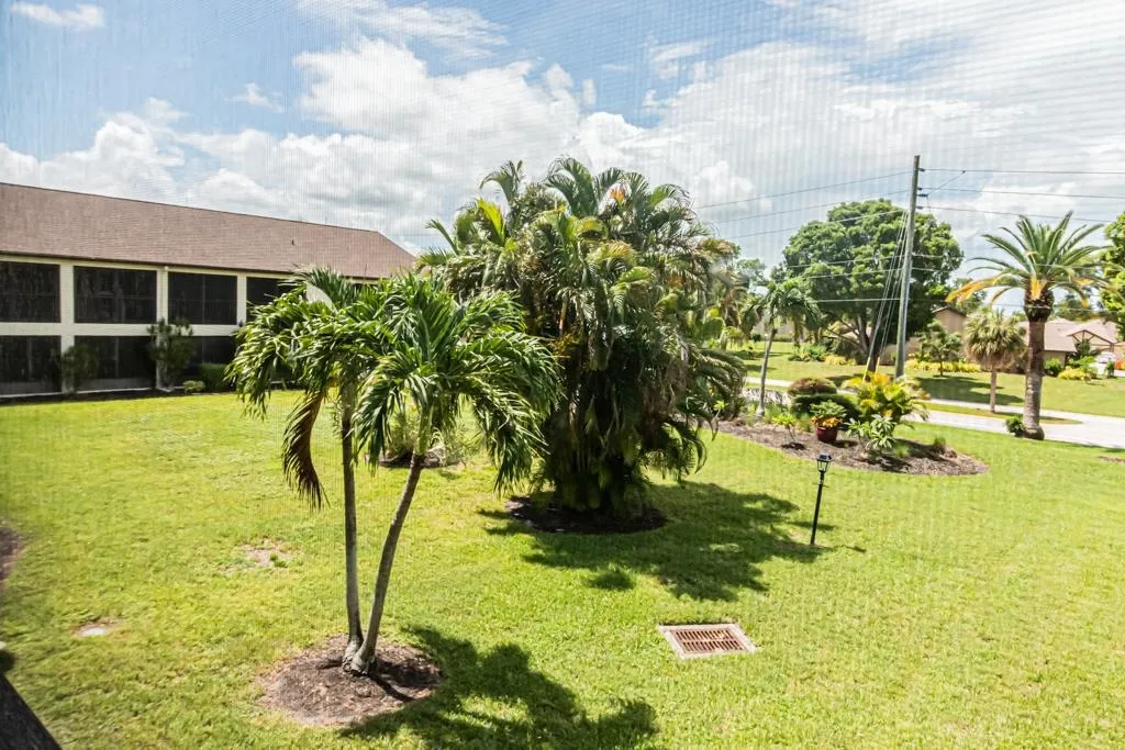 9275 Lake Park Drive Fort Myers FL 33919