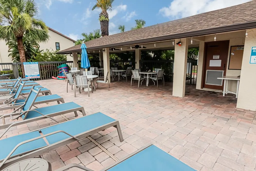9275 Lake Park Drive Fort Myers FL 33919