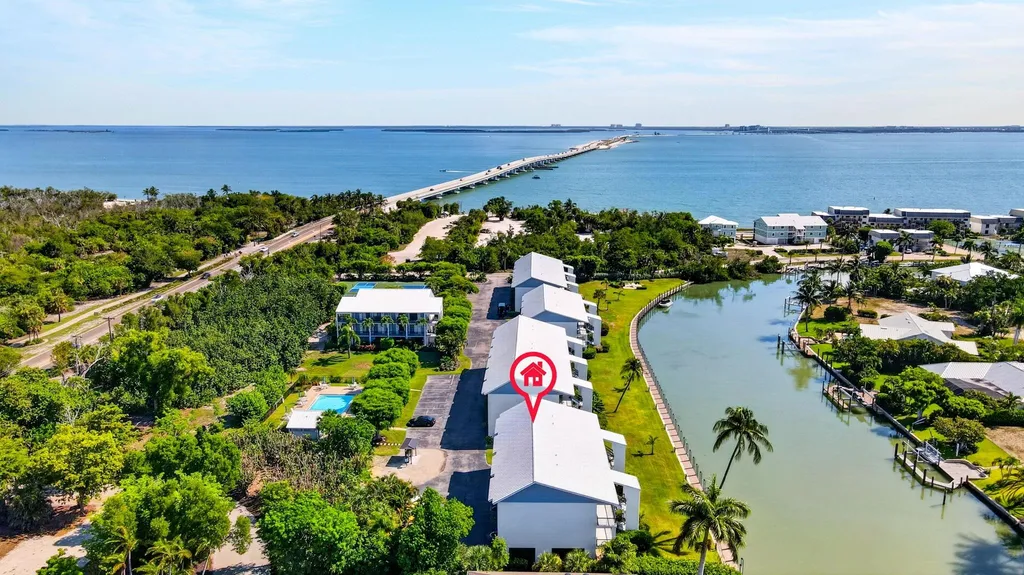 1250 Tennisplace Court Sanibel FL 33957