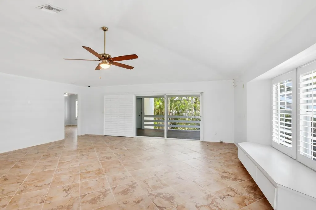 1225 Junonia Street Sanibel FL 33957