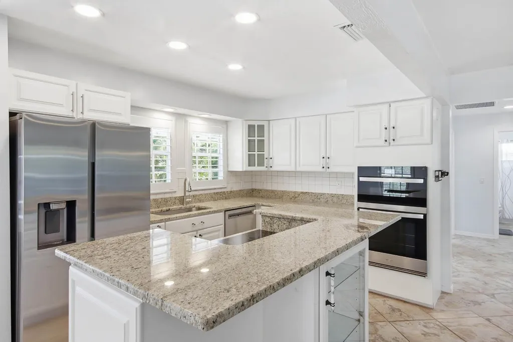 1225 Junonia Street Sanibel FL 33957