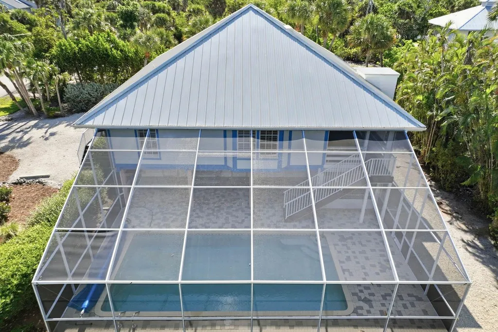 1225 Junonia Street Sanibel FL 33957
