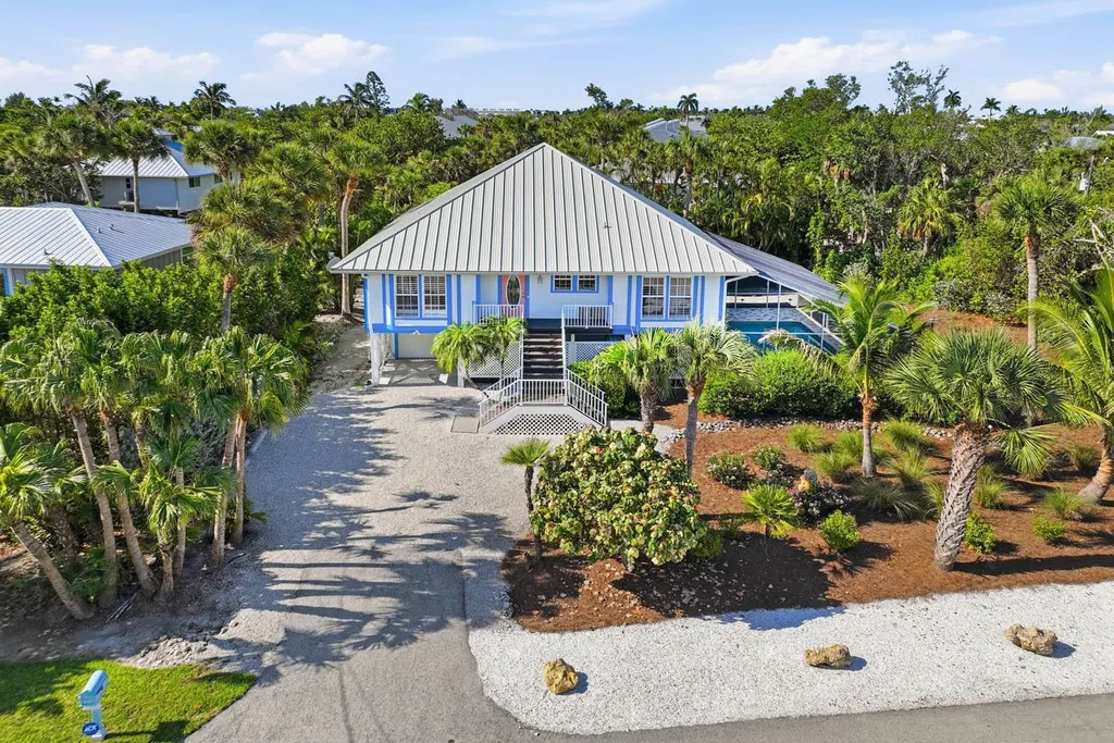 1225 Junonia Street Sanibel FL 33957