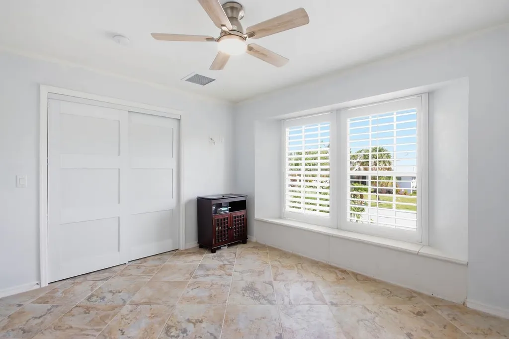 1225 Junonia Street Sanibel FL 33957