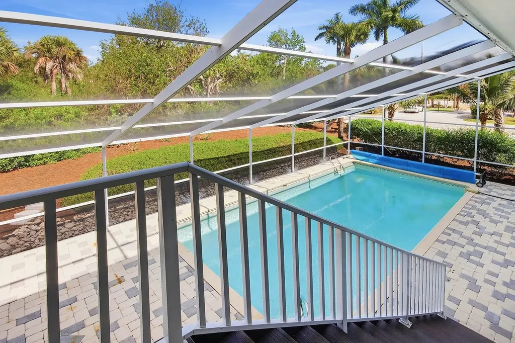 1225 Junonia Street Sanibel FL 33957