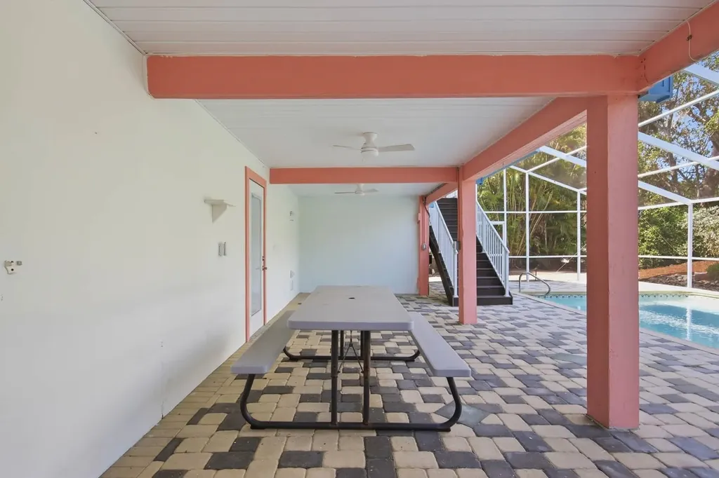 1225 Junonia Street Sanibel FL 33957