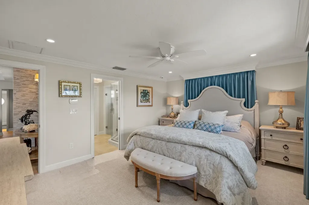 1674 Sabal Palm Drive Sanibel FL 33957
