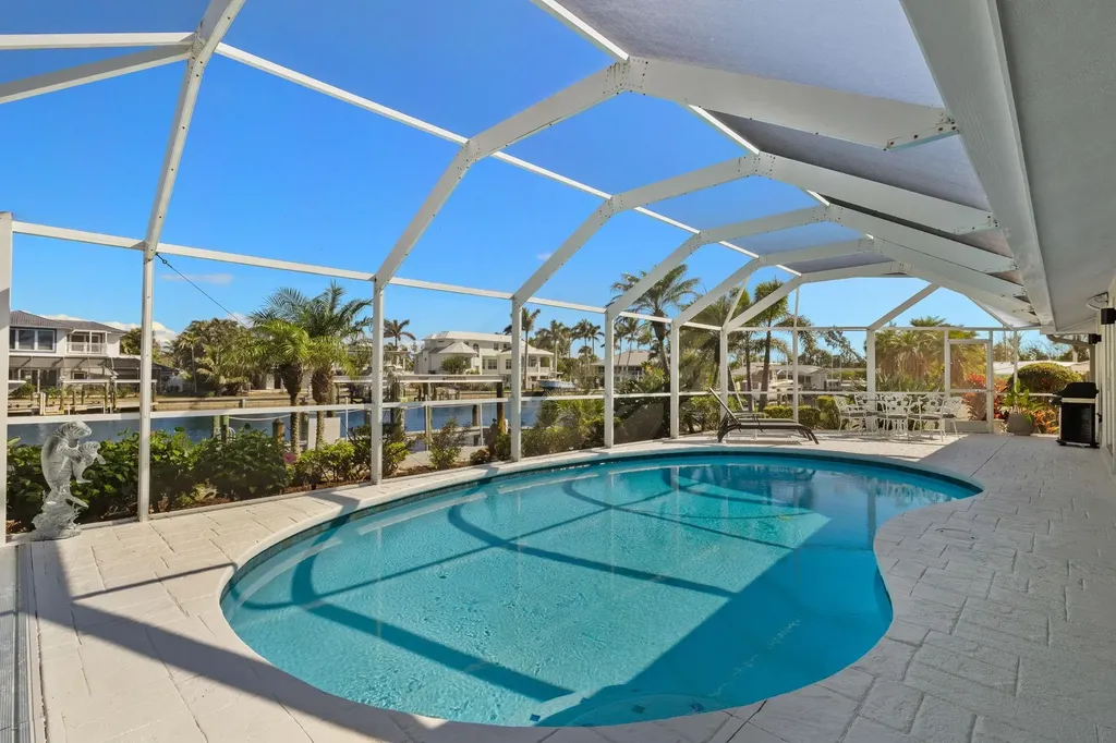 1674 Sabal Palm Drive Sanibel FL 33957