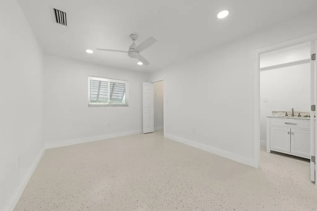 1040 Edgemere Drive Fort Myers FL 33919