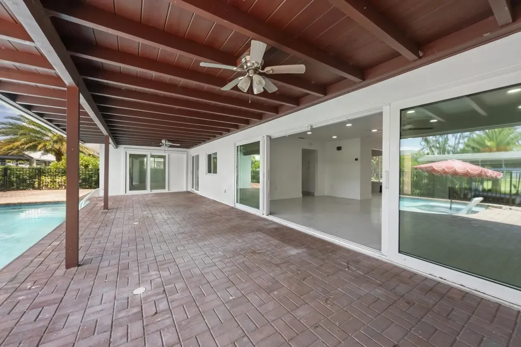 1040 Edgemere Drive Fort Myers FL 33919