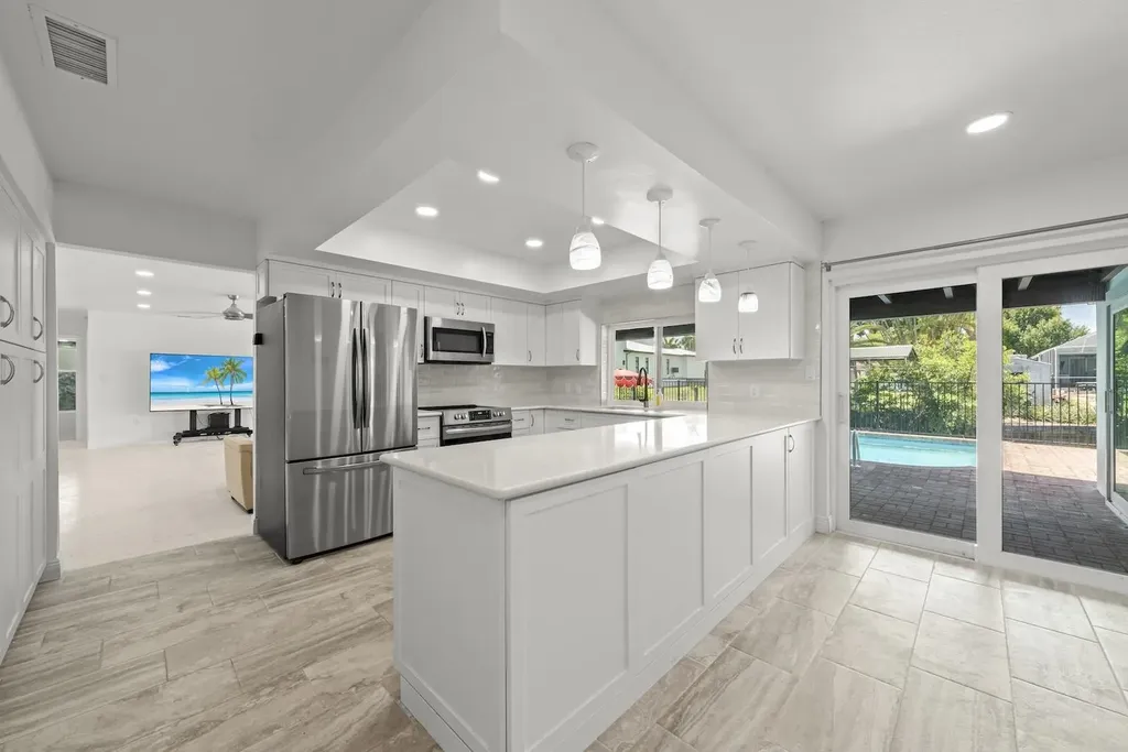 1040 Edgemere Drive Fort Myers FL 33919