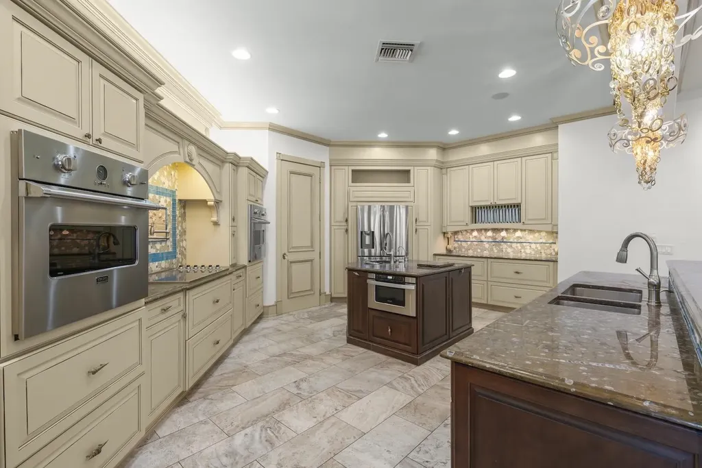 4725 Rue Belle Mer Sanibel FL 33957