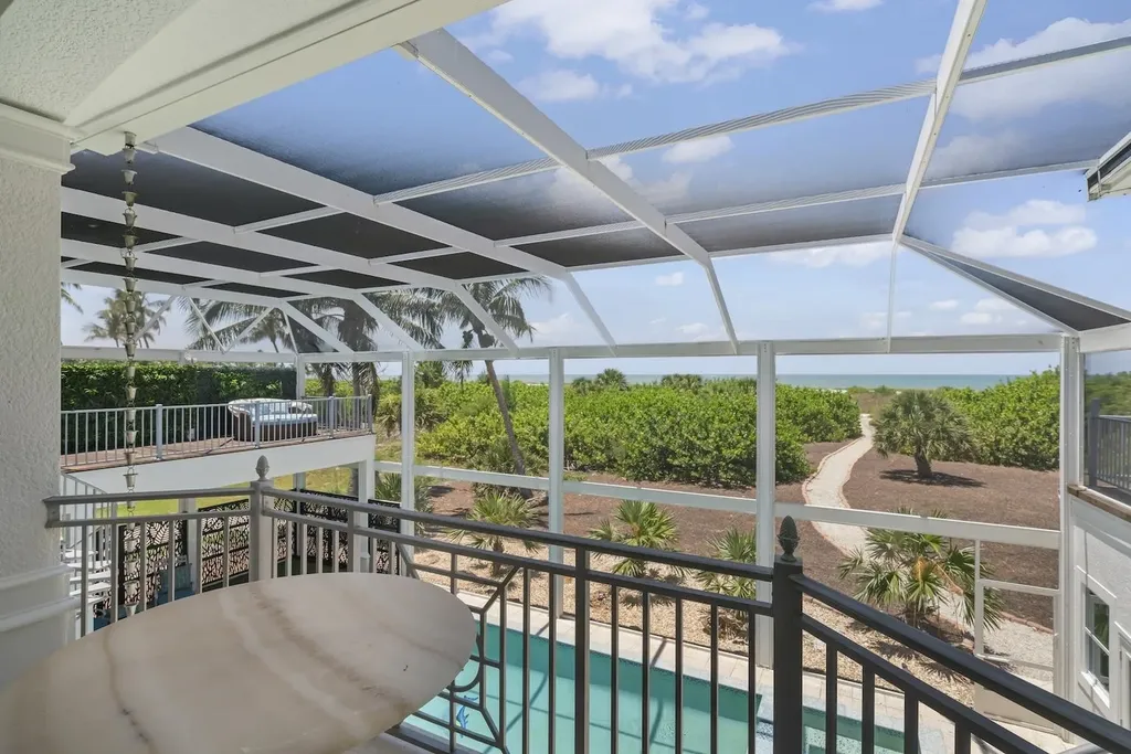 4725 Rue Belle Mer Sanibel FL 33957