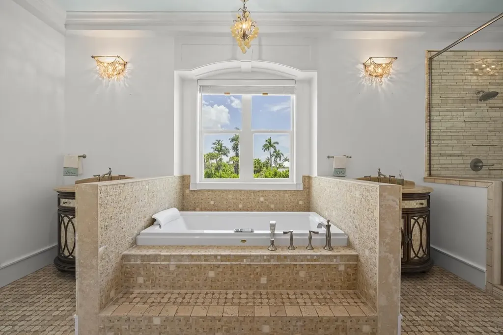 4725 Rue Belle Mer Sanibel FL 33957
