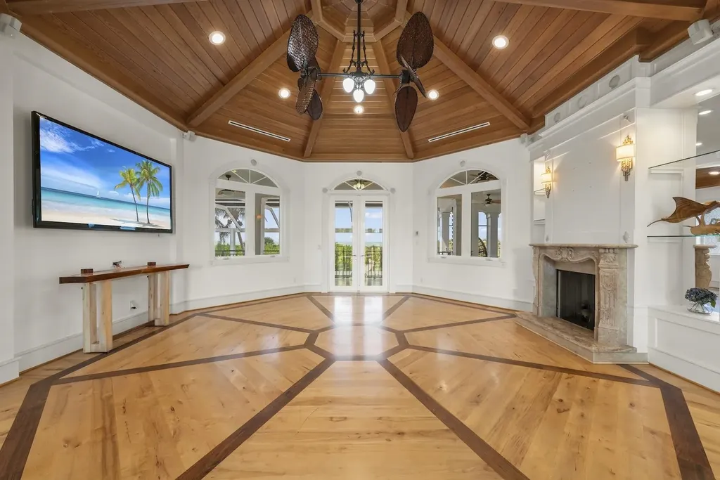 4725 Rue Belle Mer Sanibel FL 33957