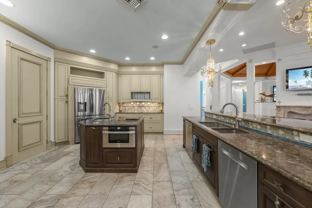 4725 Rue Belle Mer Sanibel FL 33957