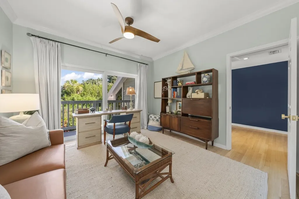 1048 Kings Crown Drive Sanibel FL 33957