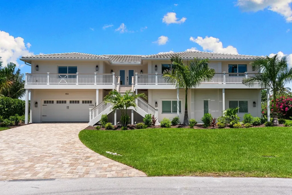 954 Whelk Drive Sanibel FL 33957