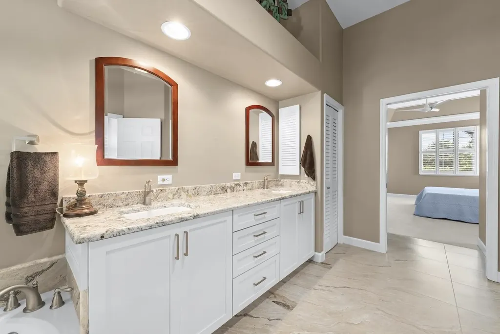 710 Birdie View Point Sanibel FL 33957
