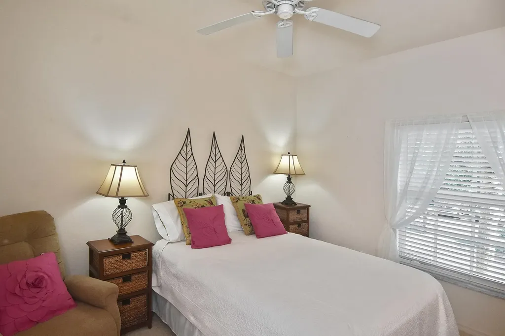 10021 Lake Cove Fort Myers FL 33908