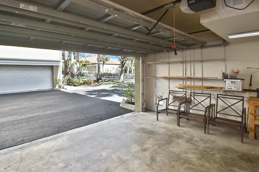 10021 Lake Cove Fort Myers FL 33908