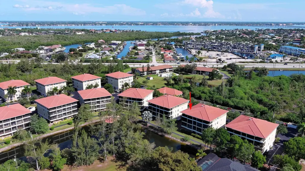 10021 Lake Cove Fort Myers FL 33908