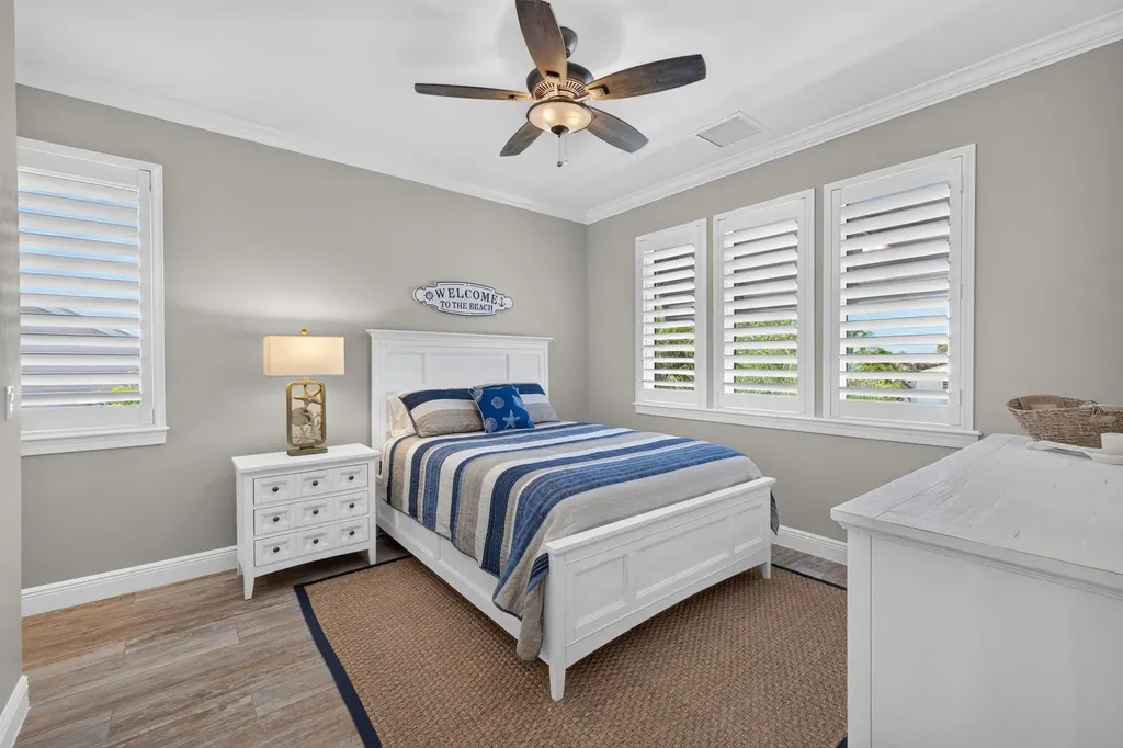 9066 Mockingbird Drive Sanibel FL 33957