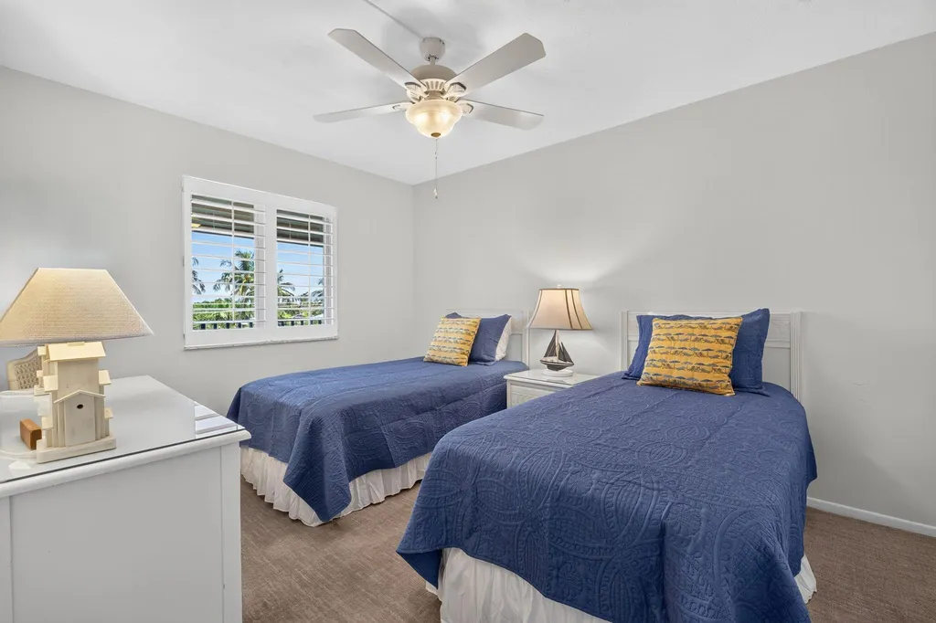 1246 Fulgur Street Sanibel FL 33957