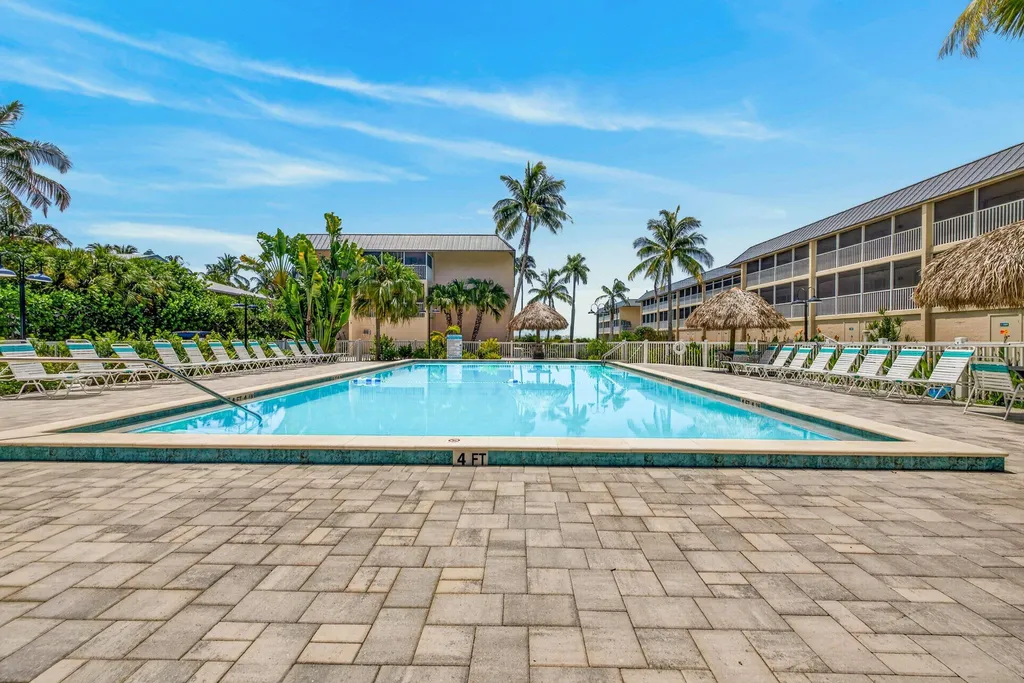 1246 Fulgur Street Sanibel FL 33957