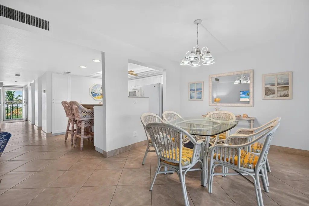 1246 Fulgur Street Sanibel FL 33957