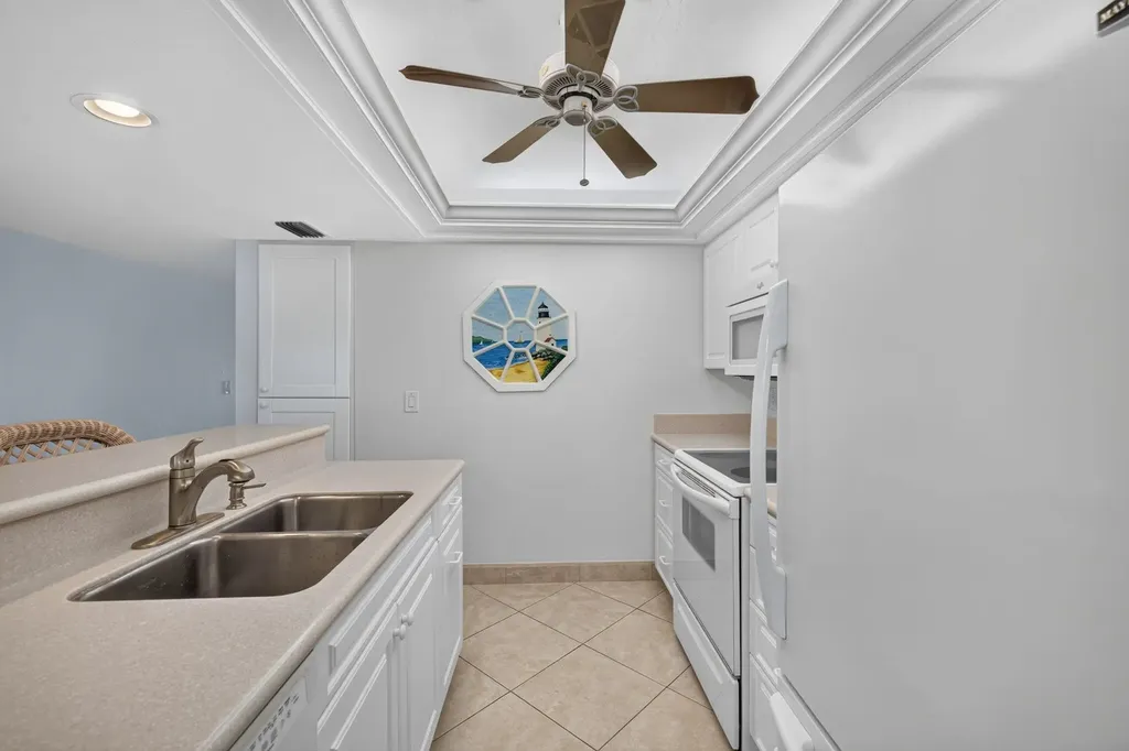 1246 Fulgur Street Sanibel FL 33957