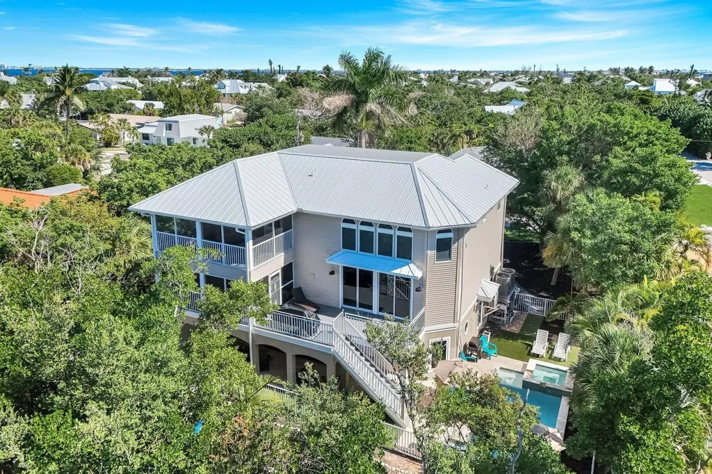 1111 Schooner Place Sanibel FL 33957