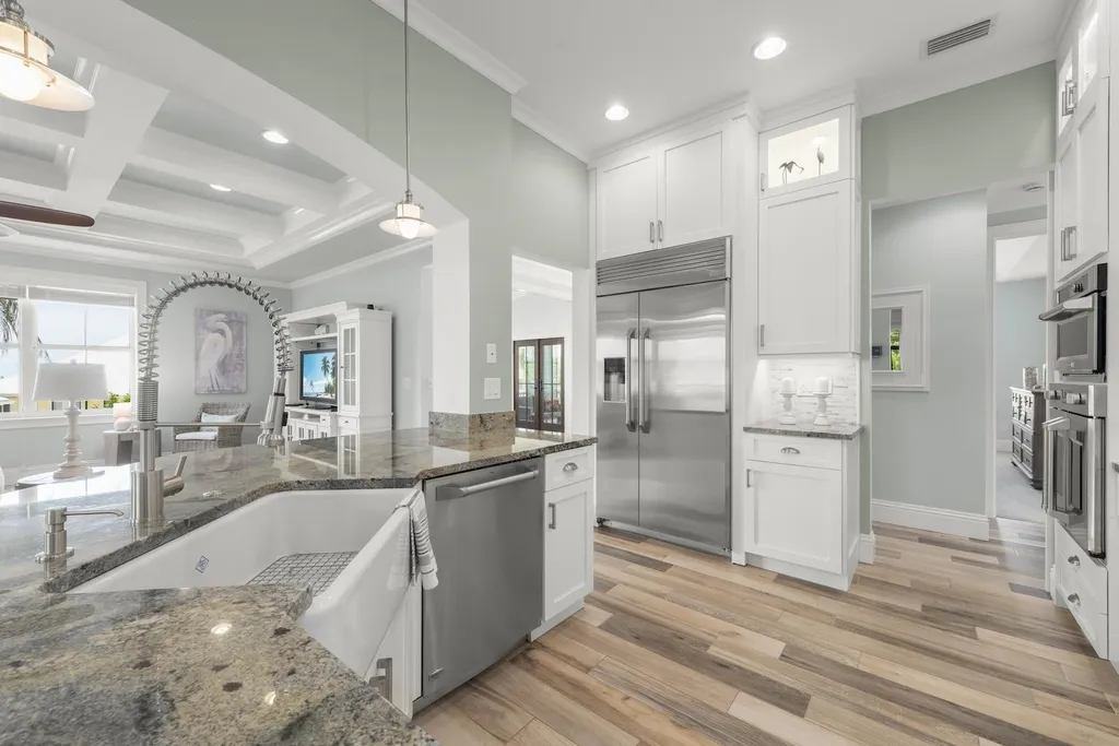 1114 Seagrape Lane Sanibel FL 33957