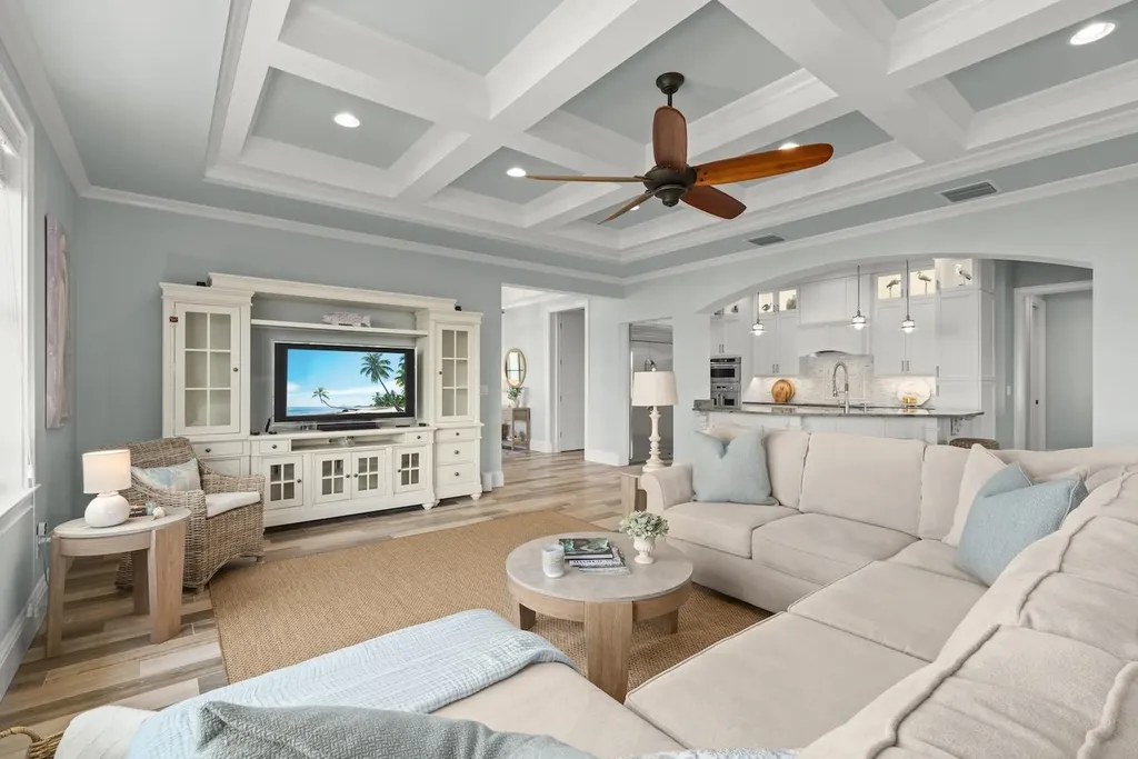 1114 Seagrape Lane Sanibel FL 33957