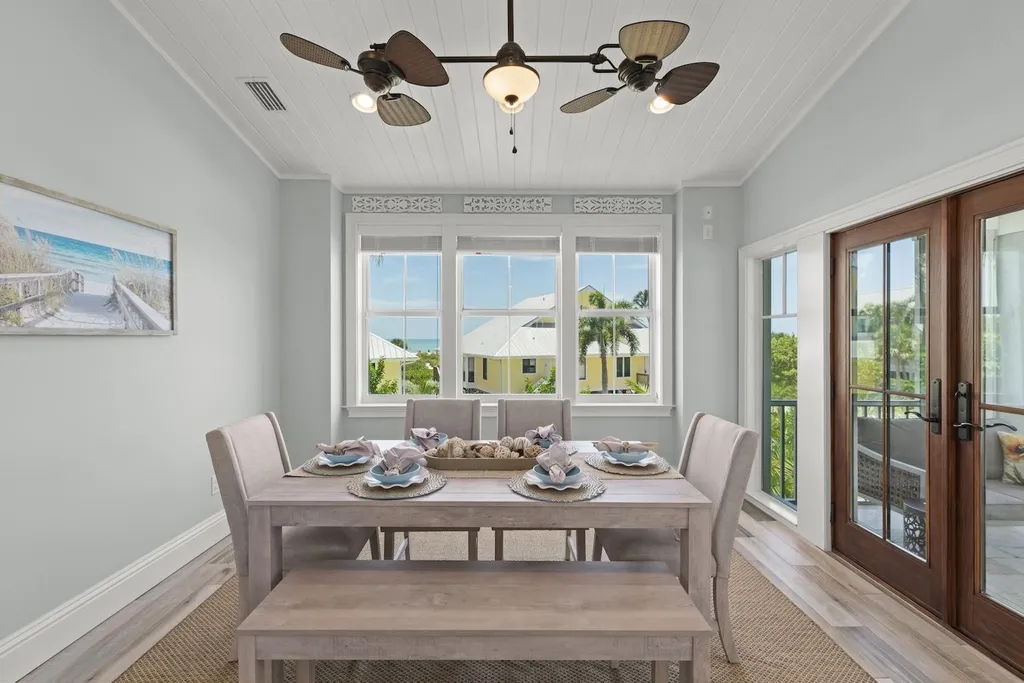1114 Seagrape Lane Sanibel FL 33957