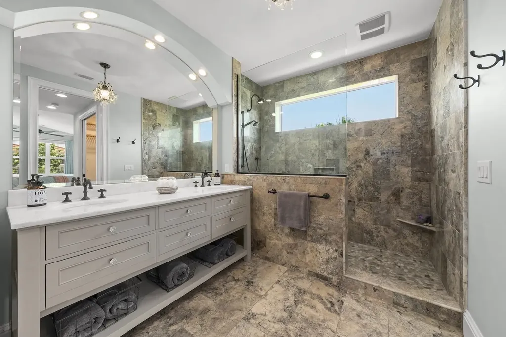 1114 Seagrape Lane Sanibel FL 33957