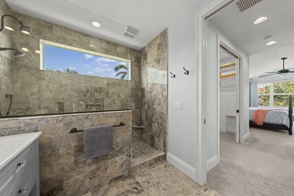 1114 Seagrape Lane Sanibel FL 33957