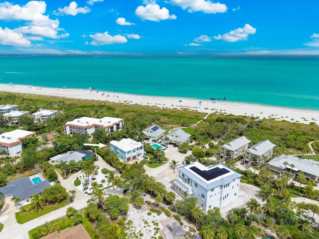 1114 Seagrape Lane Sanibel FL 33957
