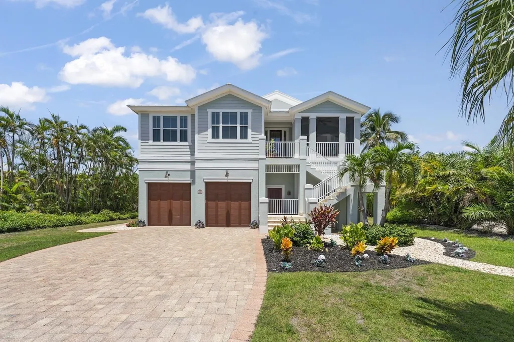 1114 Seagrape Lane Sanibel FL 33957