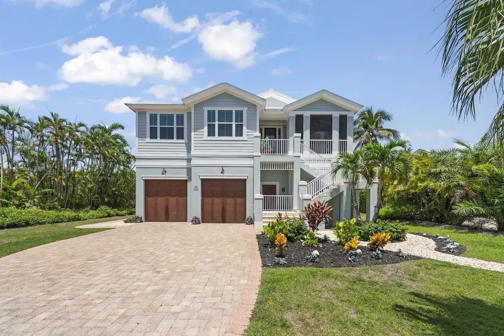 1114 Seagrape Lane Sanibel FL 33957
